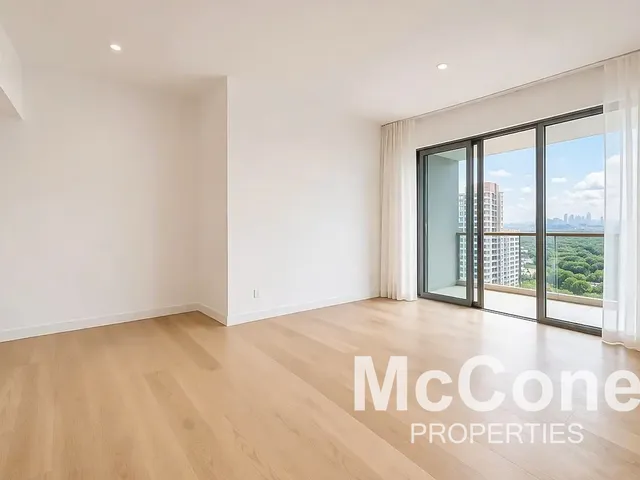 1 Bedroom Apartment for Sale in The Fairways North, The Views